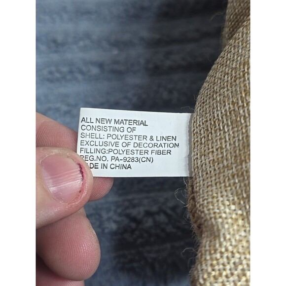 New With Tags Tai Pan Trading Company Burlap And Felt 14x14 Count Your Blessing - Picture 6 of 7